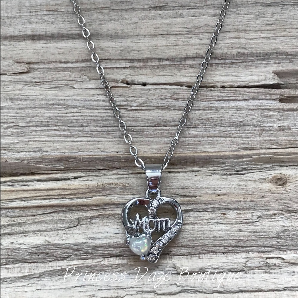 Opal‎ Mom Necklace